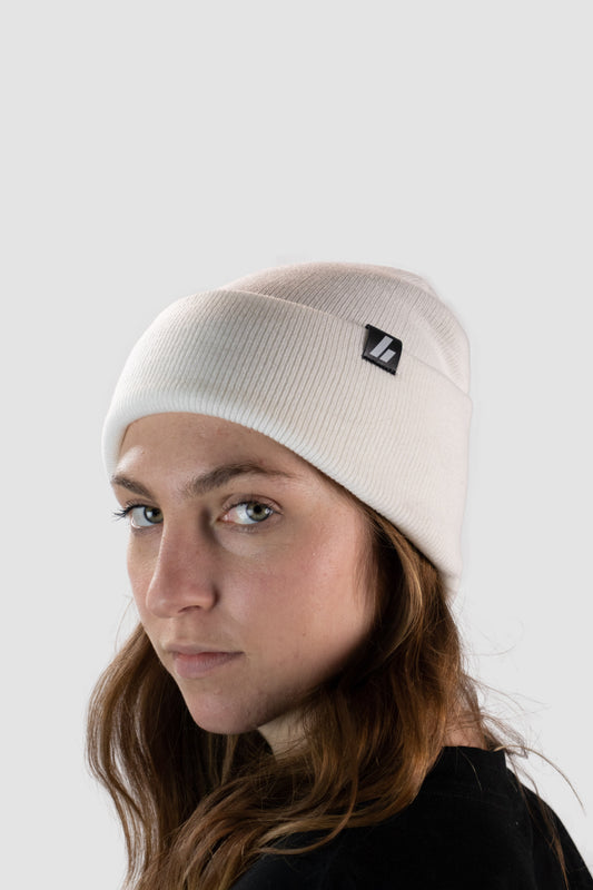 Simplicity Beanie - Snow White