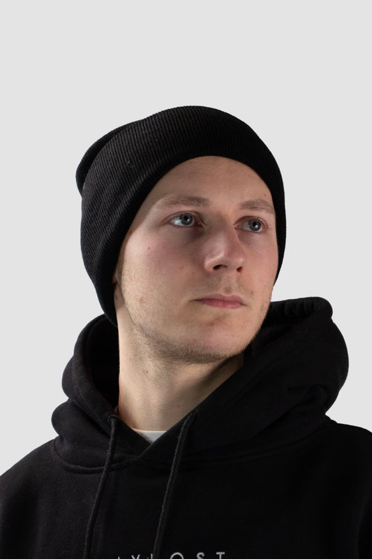 Simplicity Beanie - Pure Black